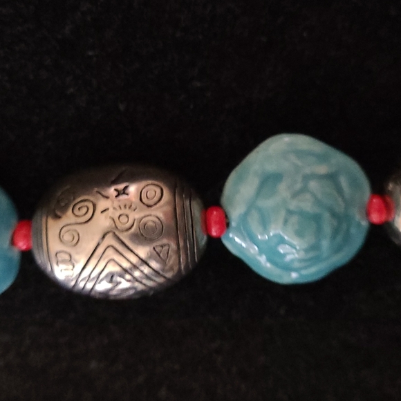 Hand crafted silver and turquoise necklace - Picture 4 of 6